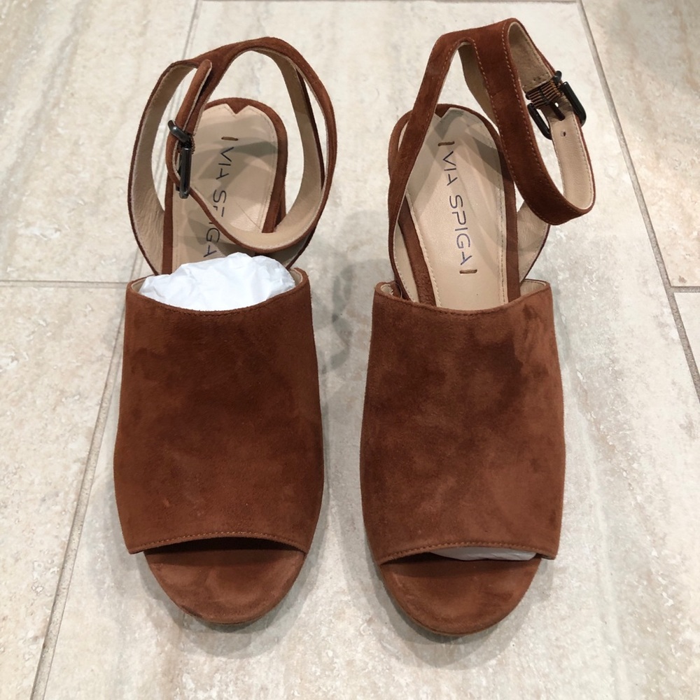 Via Spiga V-Julee Brown Suede Heels